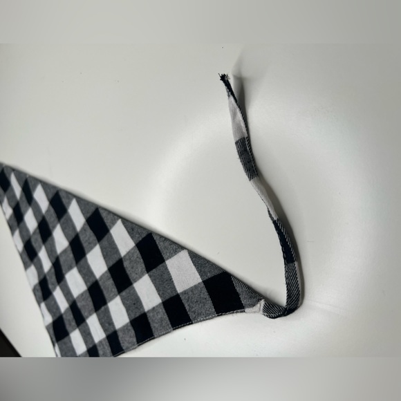 Black and White Dog Bandana - Picture 6 of 9
